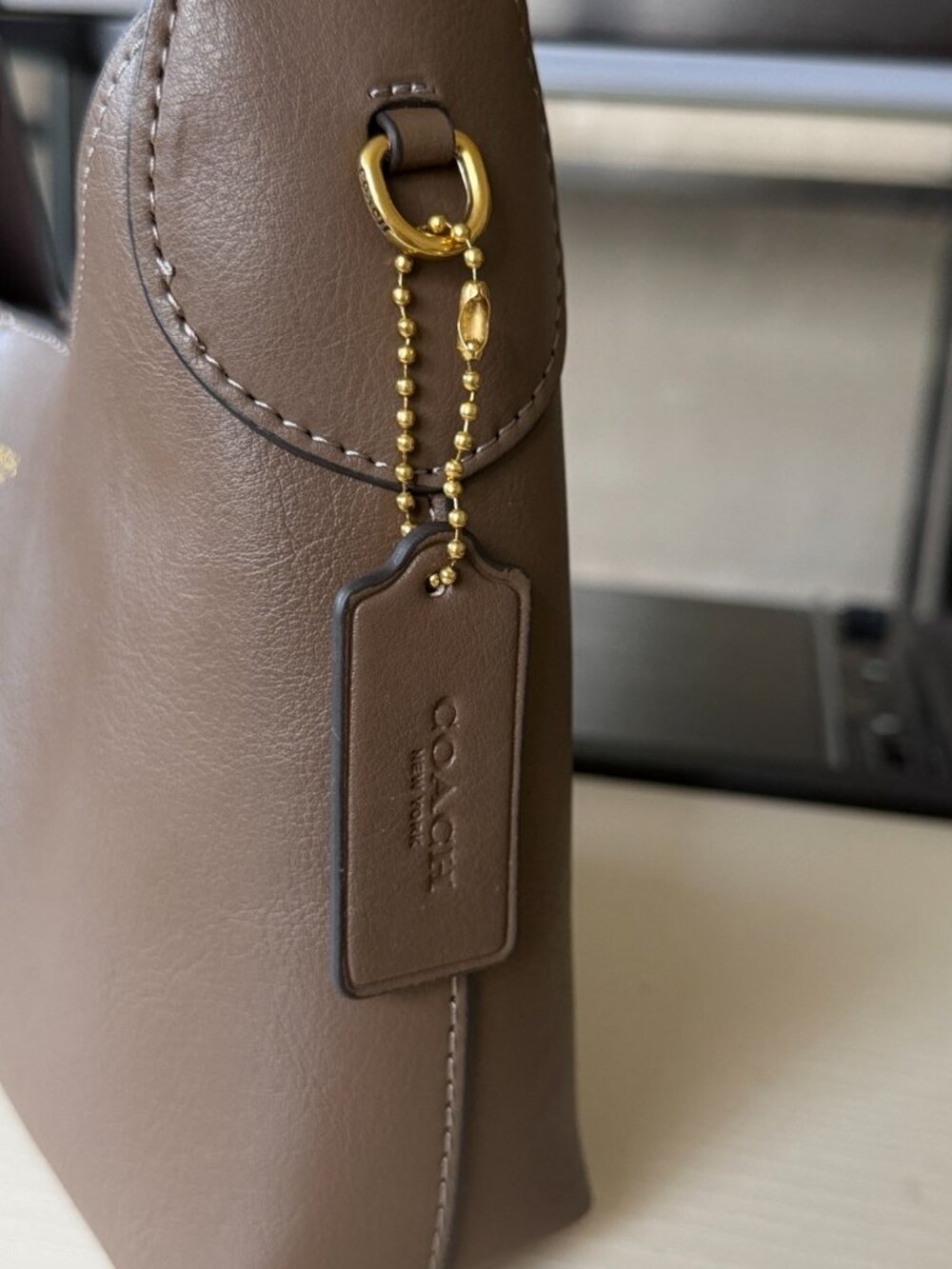 Coach Brooklyn 23 Underarm Bag - Picture 8 of 9
